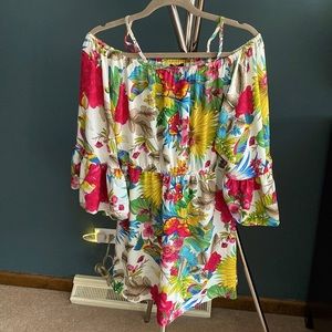 Pretty Little Thing dress